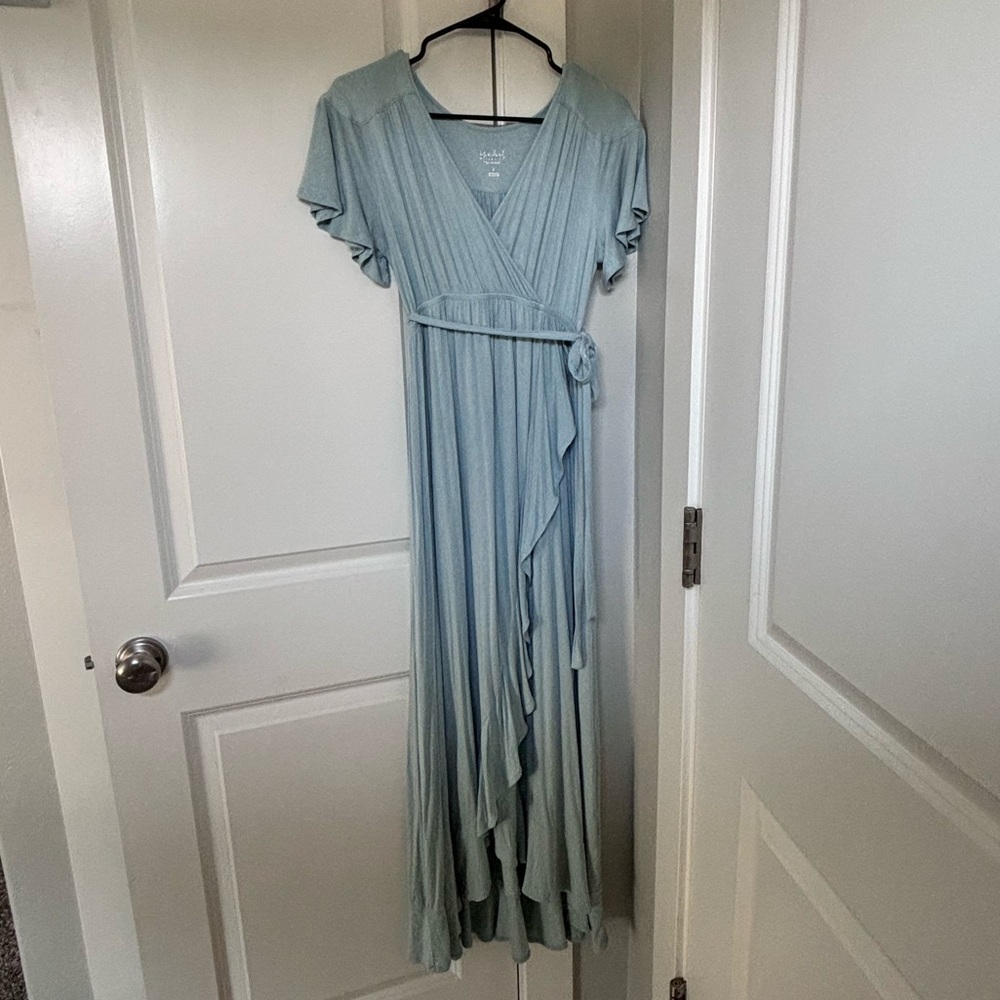 Ingrid + Isabel maternity dress